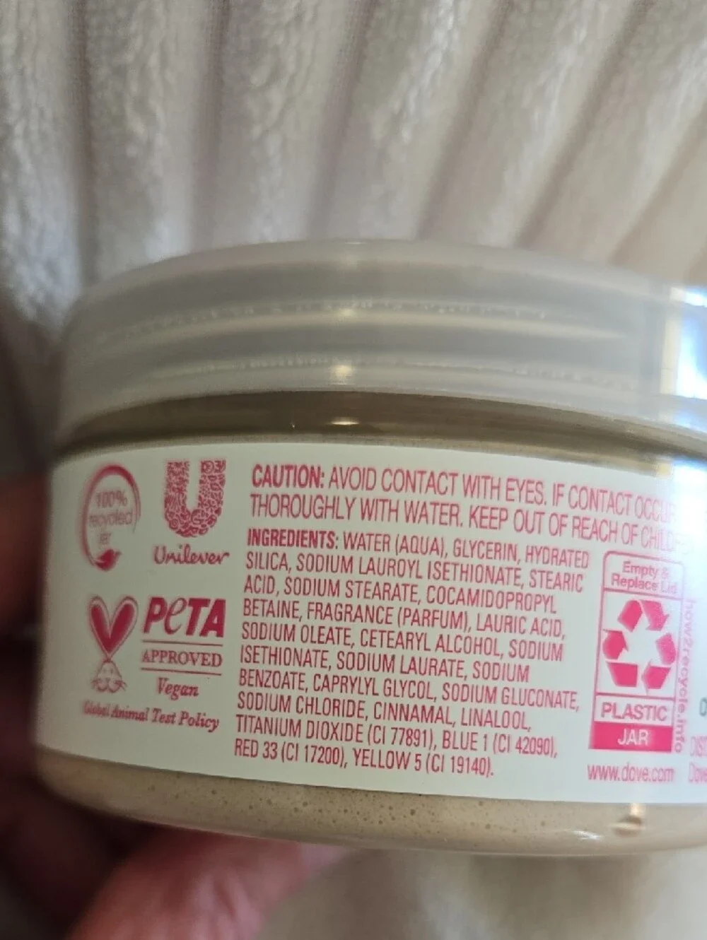 Dove Sugar Cookie Sprinkle Body Scrub — Limited Edition. - Picture 3 of 4